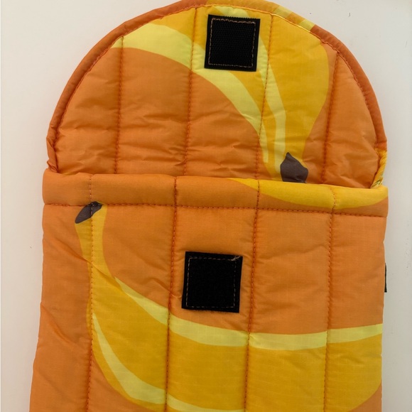 NWOT BAGGU 13" Banana Print Puffy Laptop Sleeve - Picture 11 of 15